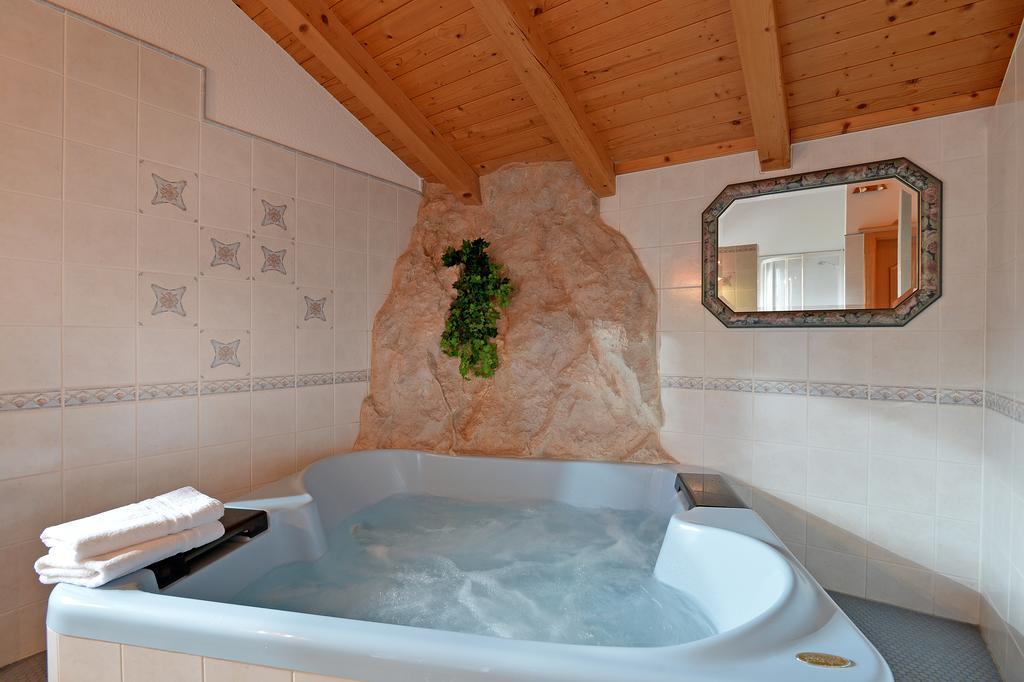 Landhaus Kostenzer Mit Sauna Fuegen Exterior photo